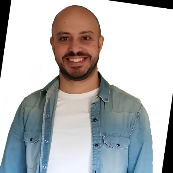 Álvaro Pola